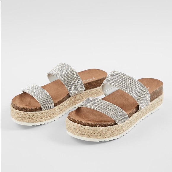 Madden Girl Espadrille Platform Sandals - Picture 3 of 3